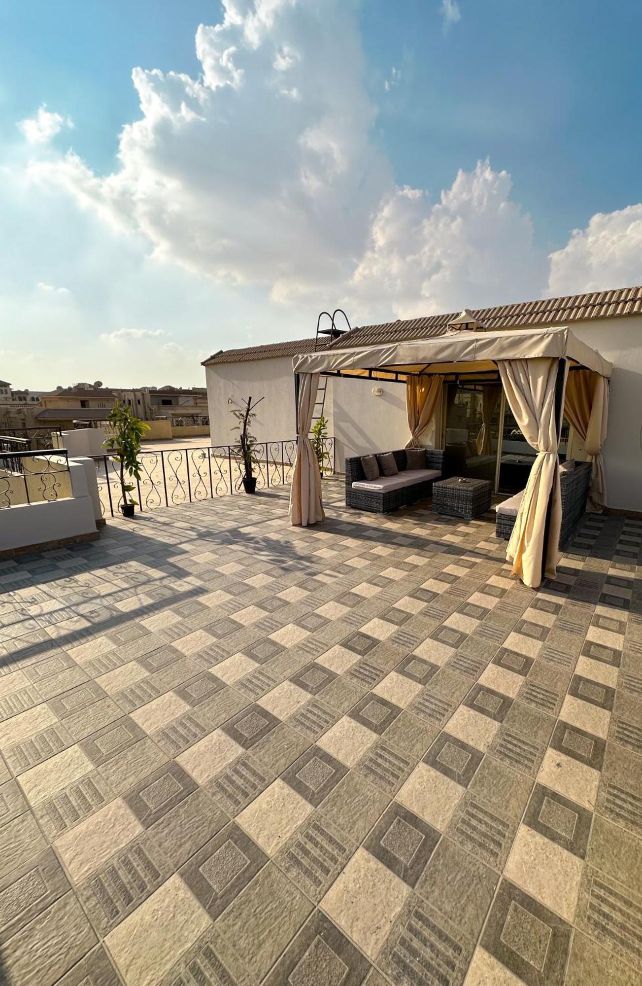 2Bd Apartment In A Rooftop With A Private Terrace Cairo Ngoại thất bức ảnh